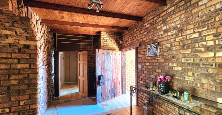 28 Bedroom Property for Sale in Zandfontein A H North West